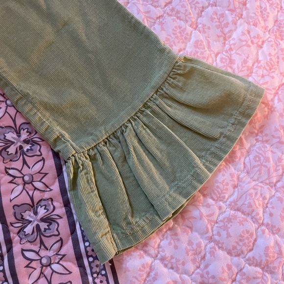 5 for $20-Blanks Boutique Girls Corduroy Ruffle Pants-Great used condition-Sz 2T - Picture 2 of 4